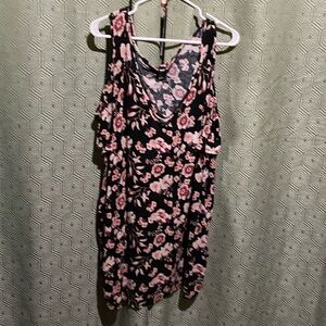 Hippie Chic size 3X cold shoulder top EUC